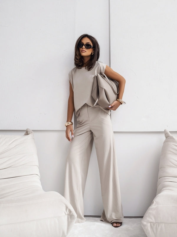 Sleeveless T-Shirt & Wide-Leg Trouser Set