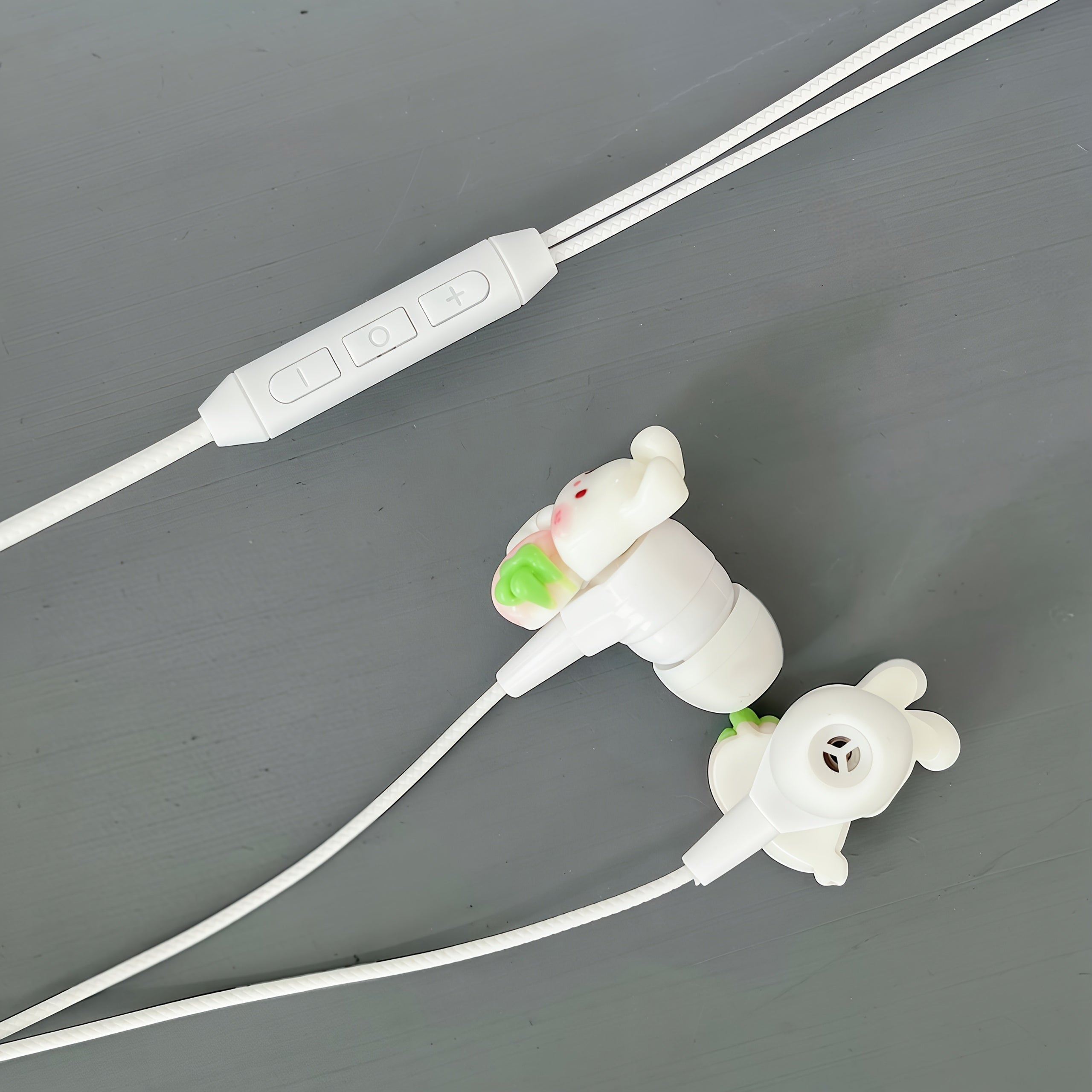 DIY Cartoon Wired Headphones Built-in Microphone & Volume Adjustment,Type-c Smart Fully Compatible Version In-Ear Headphones,Direct Plug-in Function, HD Calling, Suitable for Music, Student,Cell Phone Headphones,Birthday Gift