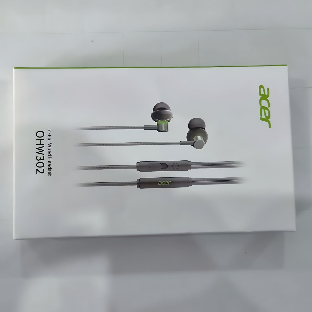 Wired In-Ear Gaming Headphones with High-Fidelity Sound, Featuring a Microphone And 7.1 Surround Sound, Suitable for Office Work, Esports, And Gaming