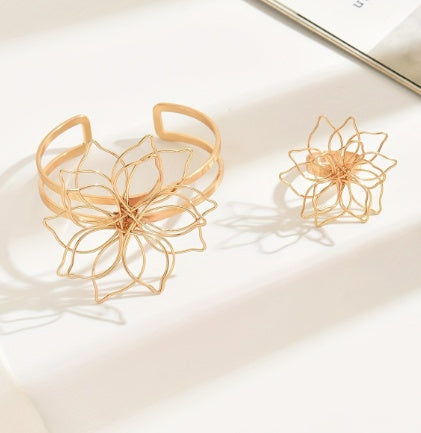 Geometric Lattice Flower Ring and Cuff Bracelet Jewelry Set