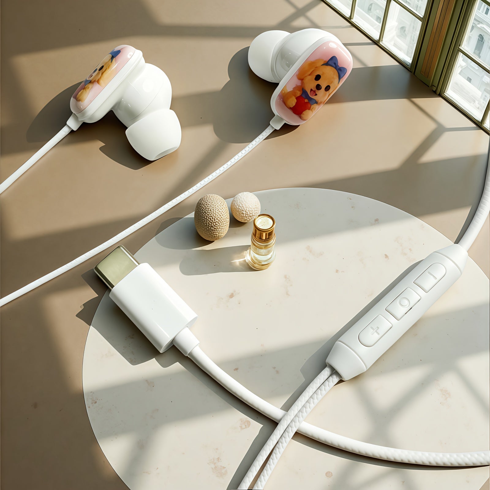 Cartoon Cute Dog 4 Colors to Choose from Wired Headphones,flat Printing Fun In-ear Call Headphones, Music Headphones, Student Headphones,cartoon Headset, HD Microphone and Volume Adjustment, Stereo Clear Sound Quality, Type C