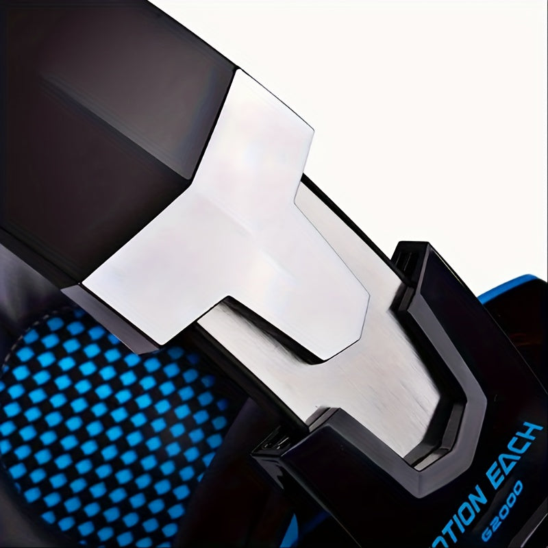 G9000 Christmas Gaming Headset Featuring LED Lights, a Microphone, And Noise-Canceling Capabilities. These Headphones Provide Surround Sound And Come with Soft Memory Foam Ear Cushions